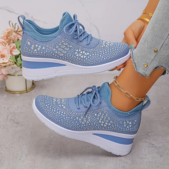 Kaylee - Elegant Supportive Walking Sneakers