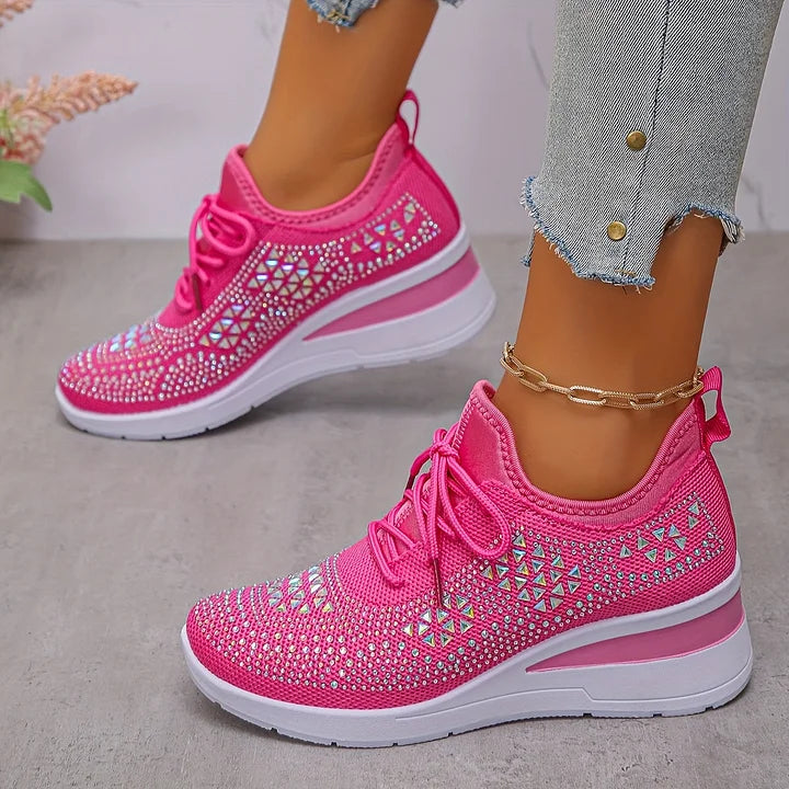 Kaylee - Elegant Supportive Walking Sneakers