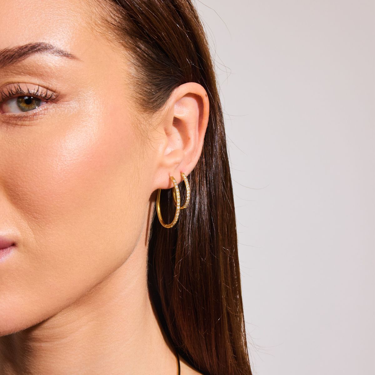 Ovale Classic Krystal Creoler 18K Guldbelagt Lille