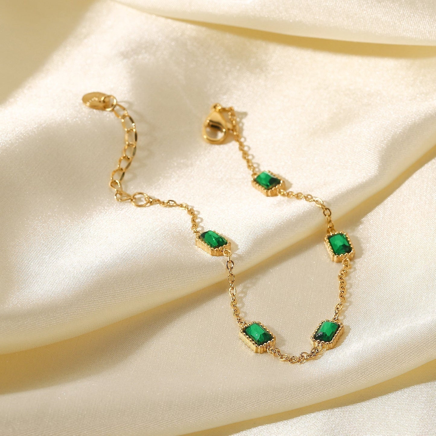 Elya Groene Armband