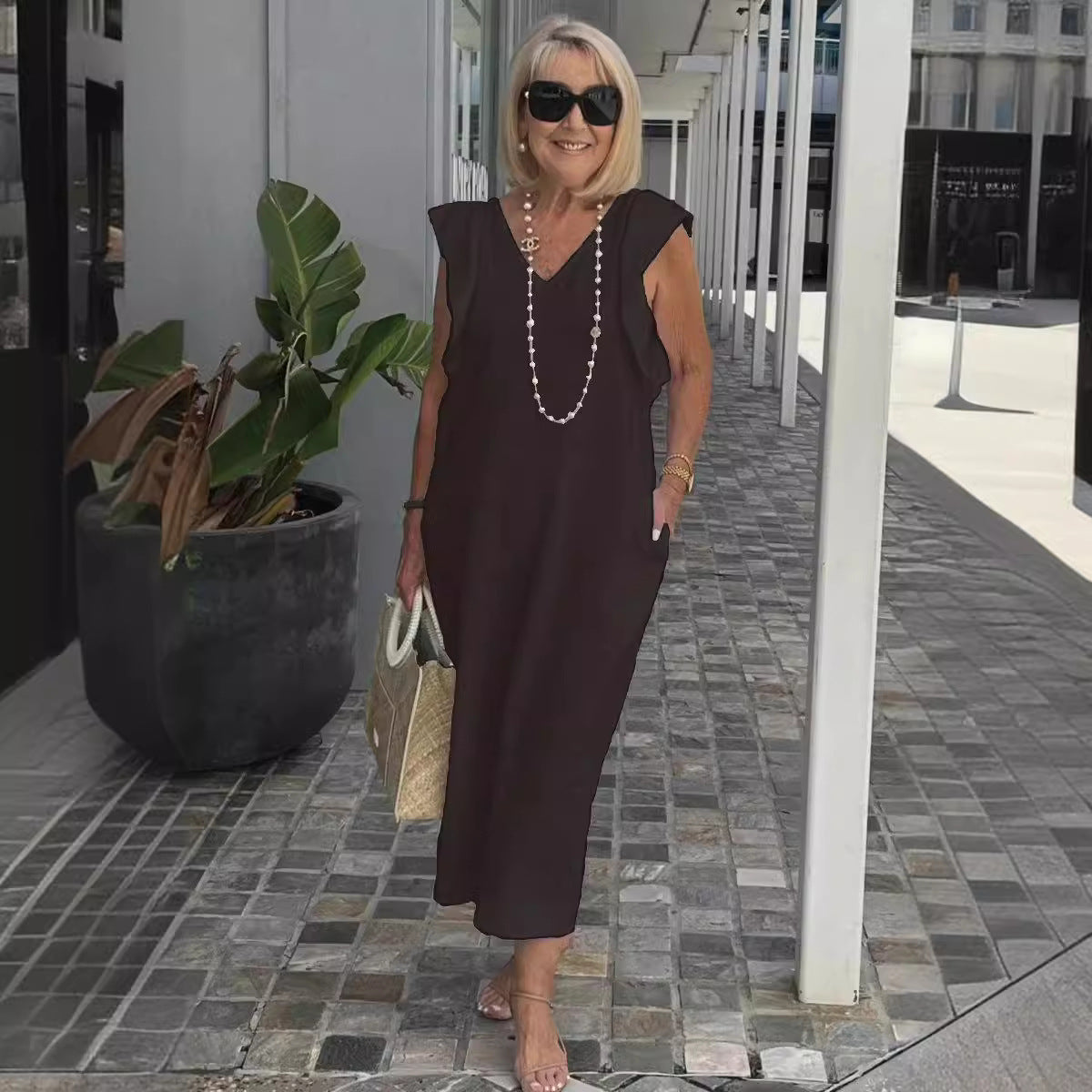Hallie | Stylish Sleeveless Dress for Summer
