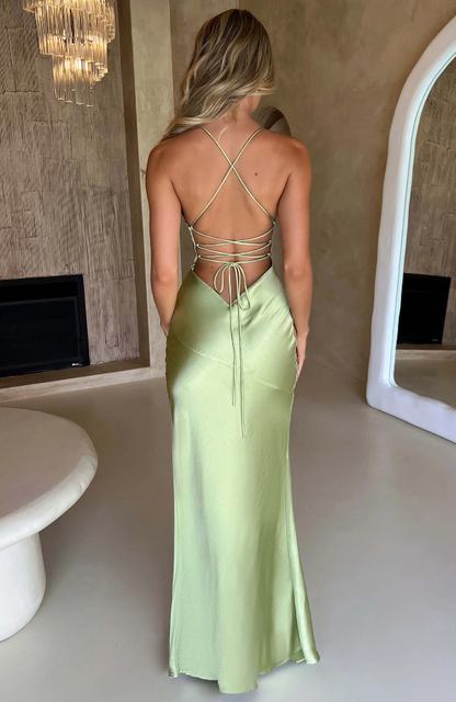 Lilly | Elegant Maxi Dress with Thigh-High Slit