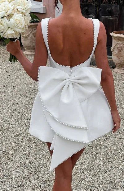 Harmonia | Elegant Mini Dress with Flattering Silhouette