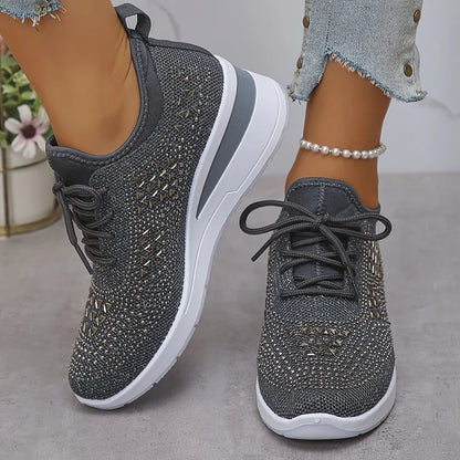 Kaylee - Elegant Supportive Walking Sneakers