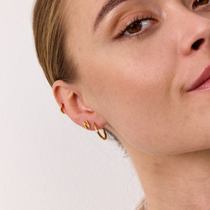 Classic Bogstav Stud Øreringe 18K Guldbelagt